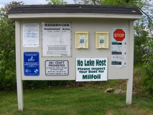 lake sign kiosk