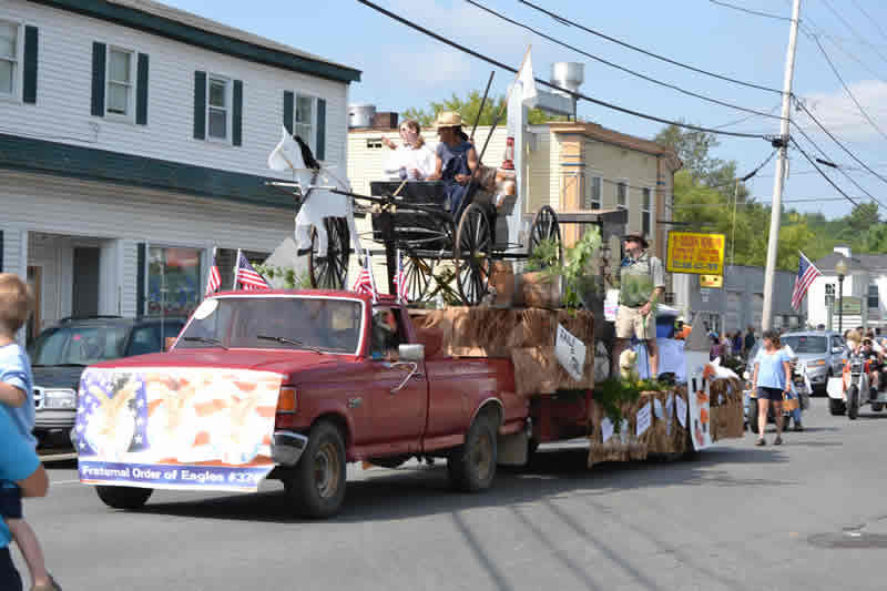 parade float of buggy and train